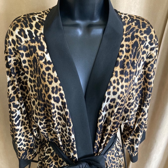 City Chic Leopard Print Robe, Size 16 (S) - Picture 4 of 11